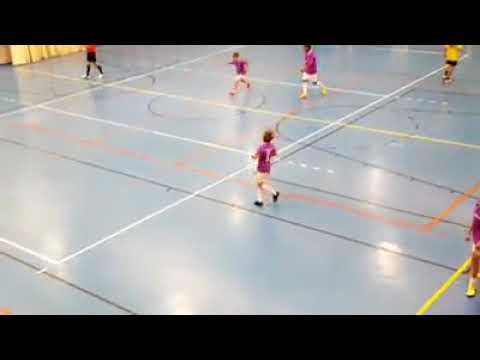 Golazo de tacón en el Torneo de Deporcoslada