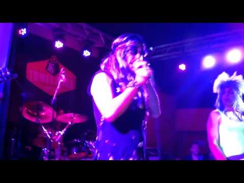 Gigatron - Alma de animal. 16 toneladas, Valencia