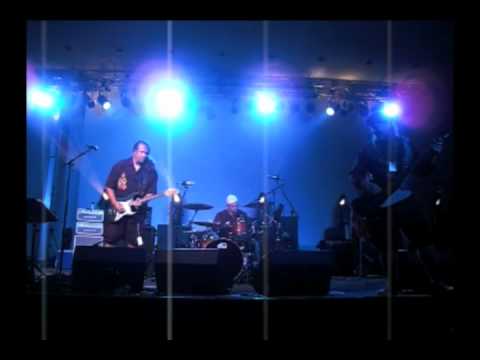 Baub Eis Band plays My Guitar wants to kill your momma