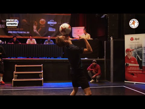 Kwart Finale - Finn Eekkerk vs Bas van der Kaay - NK Freestyle Voetbal 2020