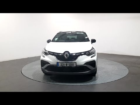 Renault Captur R.S Line  high Spec   front and Re - Image 2