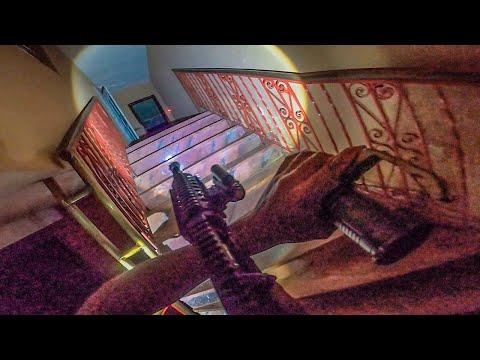 ENCONTRAMOS UMA SALA SECRETA NO BARÃO - CAÇADORES DE LENDAS