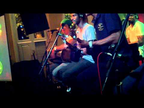 XANDE DE PILARES E JOÃO VICTOR VERSANDO !