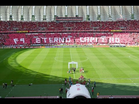 Inter vence Coritiba em dia de homenagens a Fernandão