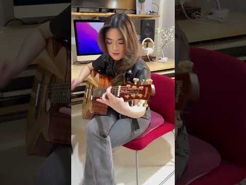 Baby Got Back - Sir Mix-a-Lot (fingerstyle guitar cover) #JosephineAlexandra