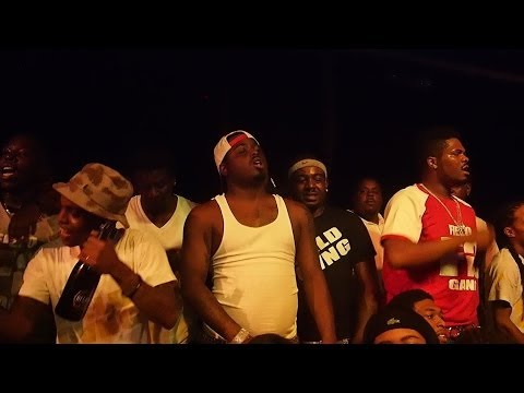 Field Gang Live in concert | shot by @DvWitDaLac