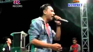 Download lagu Benalu Cinta   Gerry Mahesa   New Kampret Best Kendang Cak met Live Menganti mp3