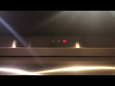 Westinghouse RT Hydraulic Elevator at 440 NJ-17 N North, Hasbrouck Heights, NJ