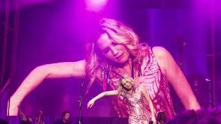Sugarland &quot;On a Roll&quot; remix -Vegas