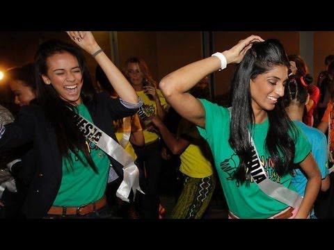 download lagu mp3 mp4 Vasuki Sunkavalli Parents, download lagu Vasuki Sunkavalli Parents gratis, unduh video klip Vasuki Sunkavalli Parents