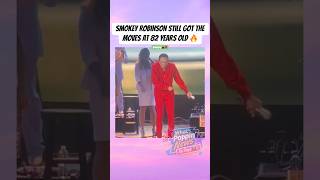 Smokey Robinson Still Got The Moves At 82 Years Old 🔥#SmokeyRobinson #motown #celebrity #legend