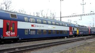 preview picture of video 'Re 450 S-Bahn Dreifachkomposition bei Romanshorn'