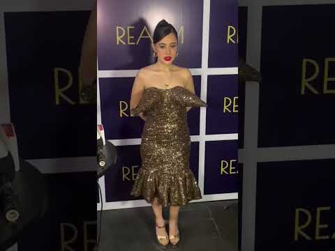 Urfi Javed new dress 😂 spotted Bollywood event show #urfijaveddress