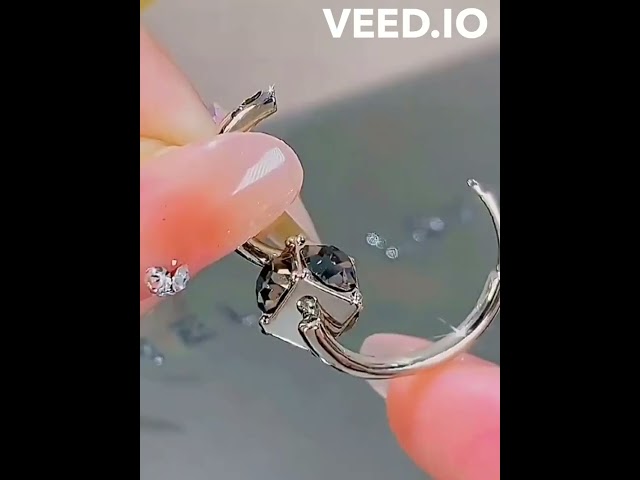 Vídeo relacionado con JYNXOR 3 pcs Pendientes Magnéticos, pendientes falsos para hombre, Pendiente de Imán para Hombre Mujer Pendient Magnéticos Hombres Diamante Pendiente Iman Hombres, sin necesidad de perforar, Cuadrado