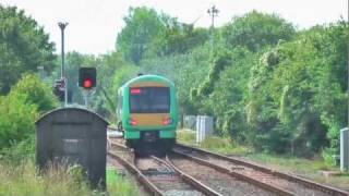preview picture of video 'Southern Railway local train is leaving from Rye Station.'
