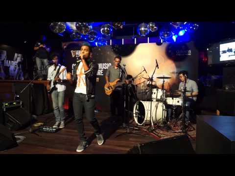 Guinness Amplified 2014 Press Conference - Paper Plane Pursuit