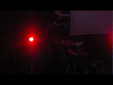 Radio Bonobo - Offlaga disco pax - Piccola storia ultras - live at Urban Club