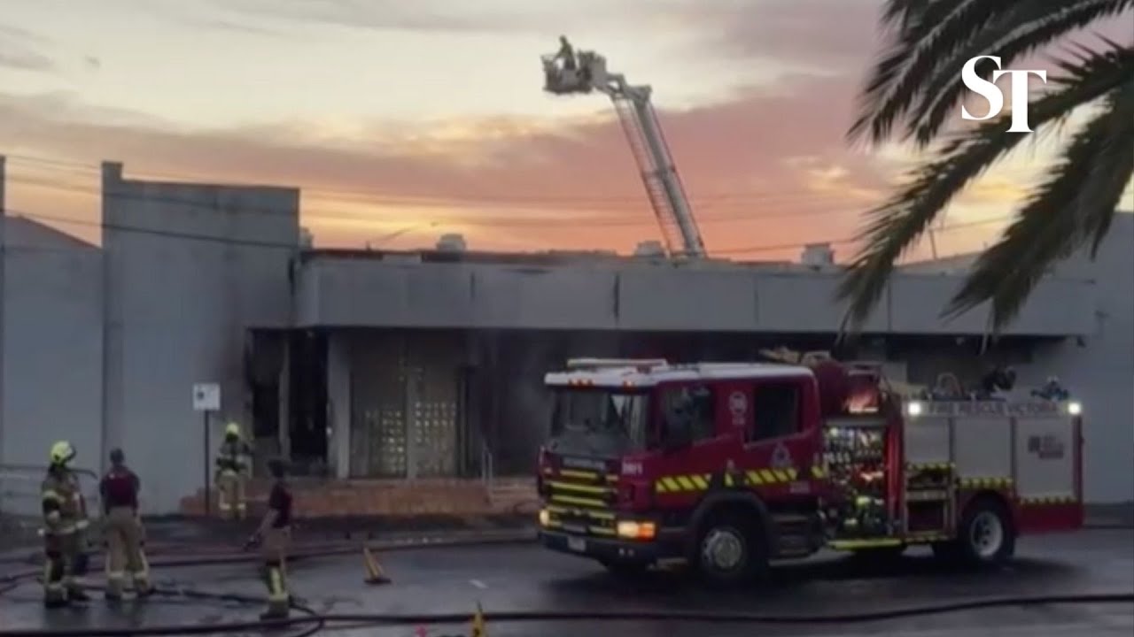 Suspected arson at Melbourne synagogue under investigation