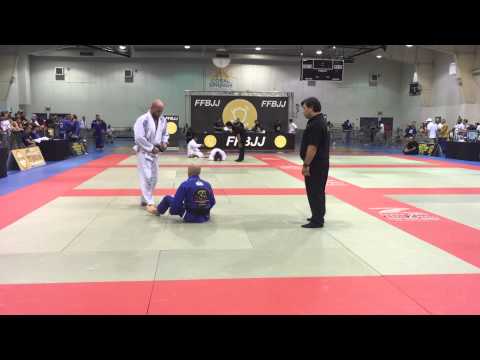 Marcelo Cohen (135lb) X Jason Snapp (195lb)