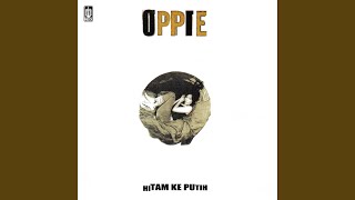 Download lagu Hitam Ke Putih mp3