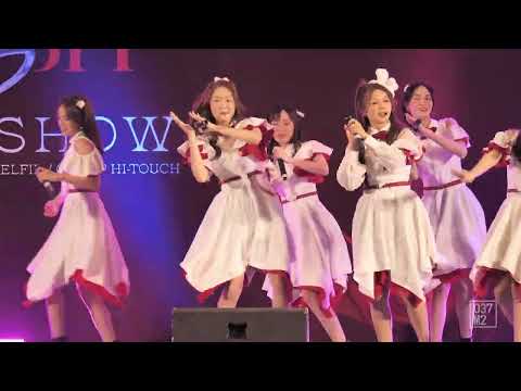 220313 BNK48 Yayee - โดดดิด่ง @ BNK48 First Rabbit Roadshow Mini Concert [FanCam 4K 60p]