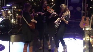 Homesick for Heaven // The McKinney Sisters