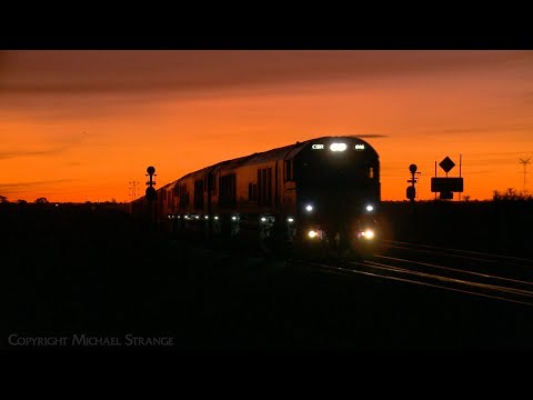 5PM9 SCT Freight Train Passes Grain Train At Sunset (21/8/2022) - PoathTV Australian Railways