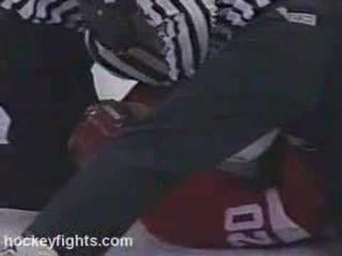 Martin Lapointe vs Trent Yawney