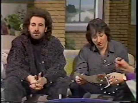 10cc - KEVIN  GODLEY AND LOL CREME WITH ANNE AND NICK