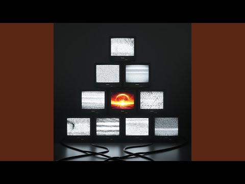 WORLD'S BURNING (feat. Knytro & Micall Parknsun)