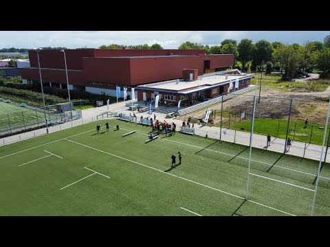 Opening clubhuis in vogelvlucht