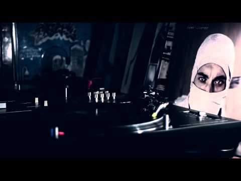 Slowy - Rotlichtlampe (prod. Nikoglitzerin)