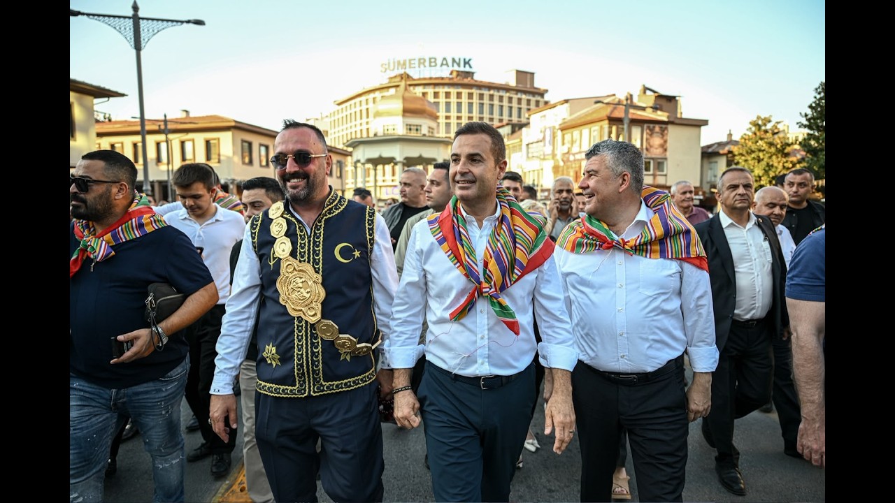 Geleneksel Kurtdereli Mehmet Pehlivan Yağlı Güreşleri’nin 1. Günü kortejle Sona Erdi
