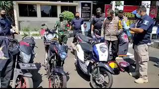 Download lagu oknum GBR di ringkus Polres cirebon kota setelah kejadian pengeroyokan #xtccirebon#gbrcirebon mp3