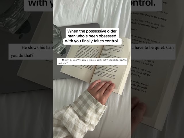 Vídeo relacionado con Hire A Cuddler (How To Win At Love) (English Edition)
