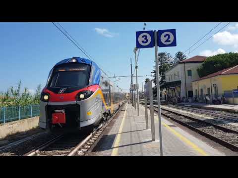Treno Regionale Pop ETR 104 160 Regionale 94951 Lamezia Terme Centrale-Reggio di Calabria Centrale