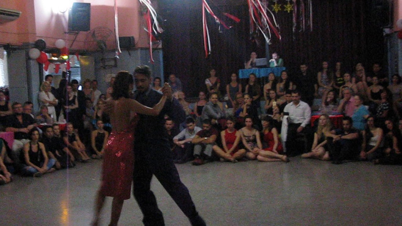 ANDRÉS LAZA MORENO y LUCIANA ARREGUI en Viva La Pepa Milonga 2016 (3/4)