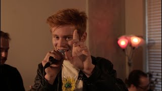 Devil On My Shoulder (Official Live Performance)