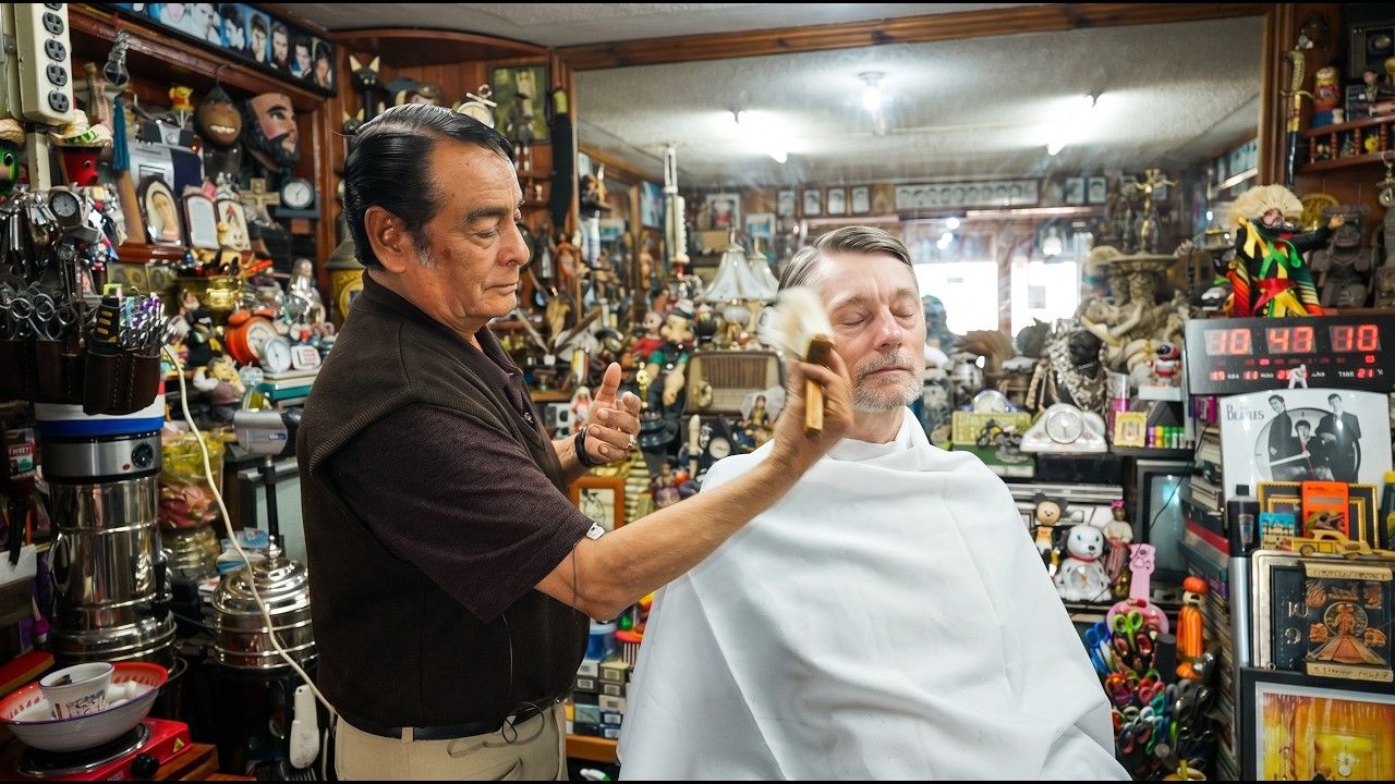 💈 It Took Years to Find This 1970s Barbershop in Chiapas Mexico - Toño's Barberia