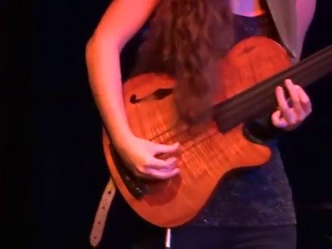 Kinga Głyk Trio - Golgota