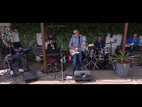 Hellenbach Country Band @ The Country Music Fest  @ The White Hart Wakering  29 5 23