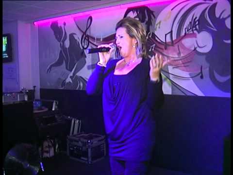 Sasja Brouwers Single Release Party "Van hier naar oneindig.