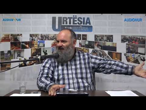 Në mëngjes pa brekë, Në mbrëmje miliardera - Hoxhë Bekir Halimi