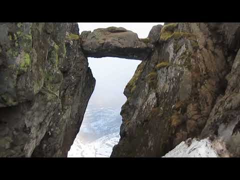 Lofoten Islands in NORWAY, HIKE to DJEVELPORTEN & MT.FLOYA!