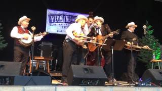 Jerry Douglas And The Earls of Leicester - Train That Carried My Girl From Town