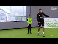 1 to 1 Football Practice: Ball Control, Passing and Movement