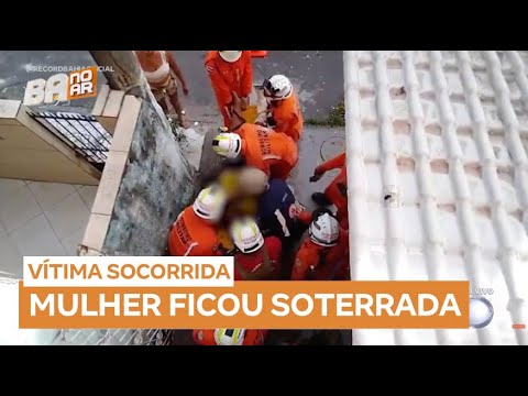 Mulher fica soterrada após desabamento de laje no bairro da Ribeira (BA)