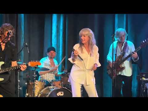 Wendy Matthews - I Don't Want To Be With Nobody But You (live 6 Feb 2025)