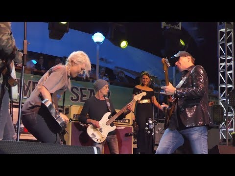 Joe Bonamassa & Larkin Poe - Spoonful - KTBA Cruise 2019