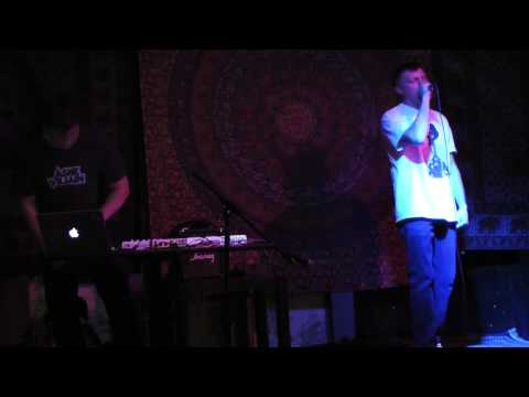 Smokey Robinhood and Asher Hill - Underground Soldiers Live at Timo's